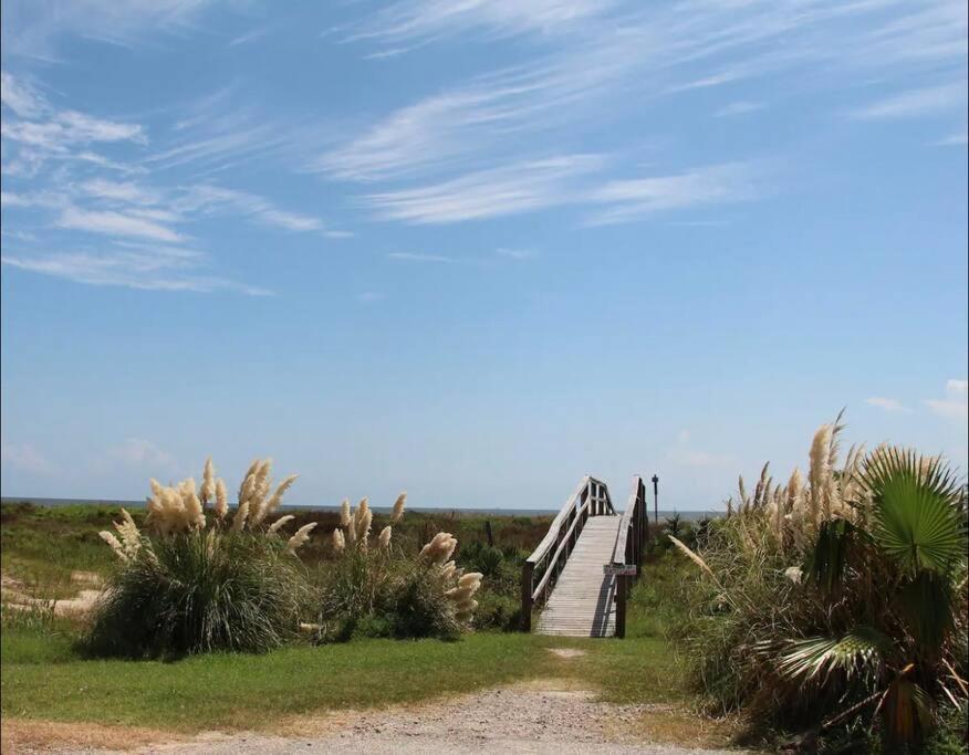 The Mermaids Treasure Chest Surfside Beach Bagian luar foto